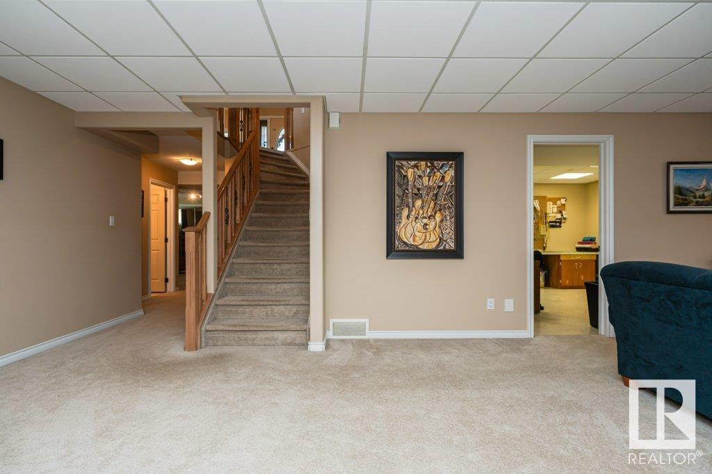 Photo 22 of 6 Woods Co, Leduc AB
