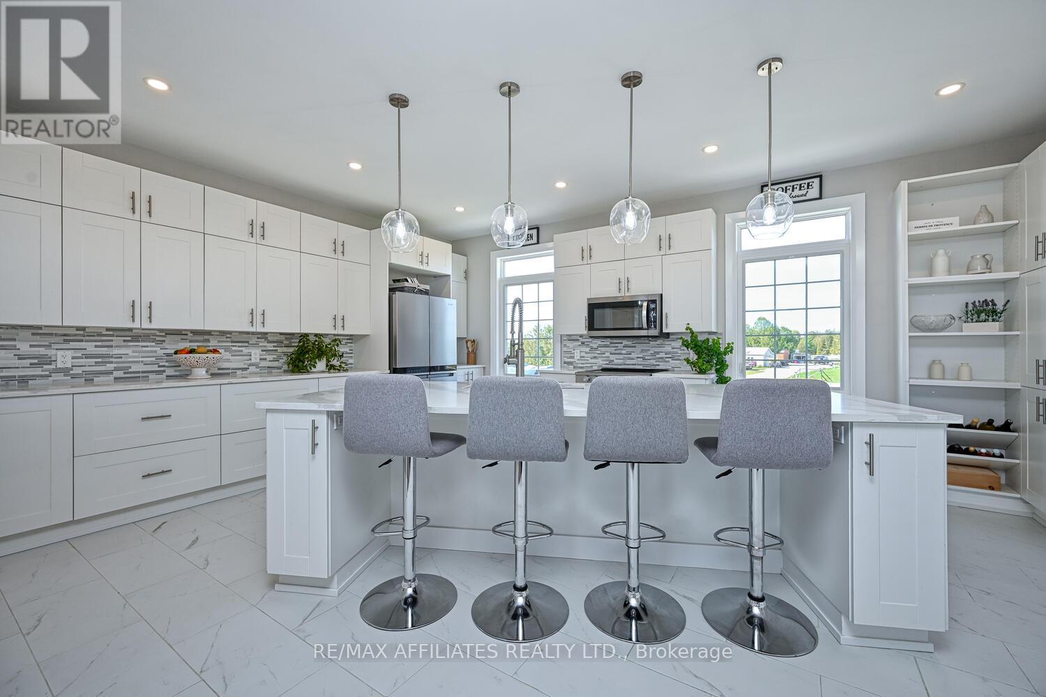 Photo 16 of 2064 Rosedale Road N, Montague ON