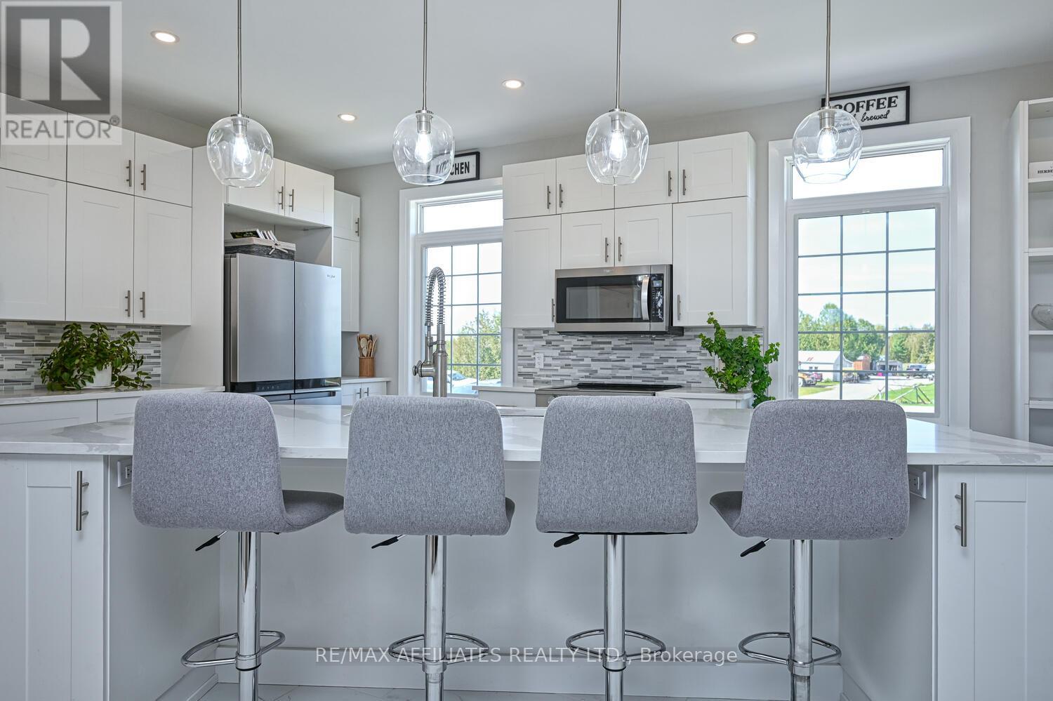 Photo 18 of 2064 Rosedale Road N, Montague ON