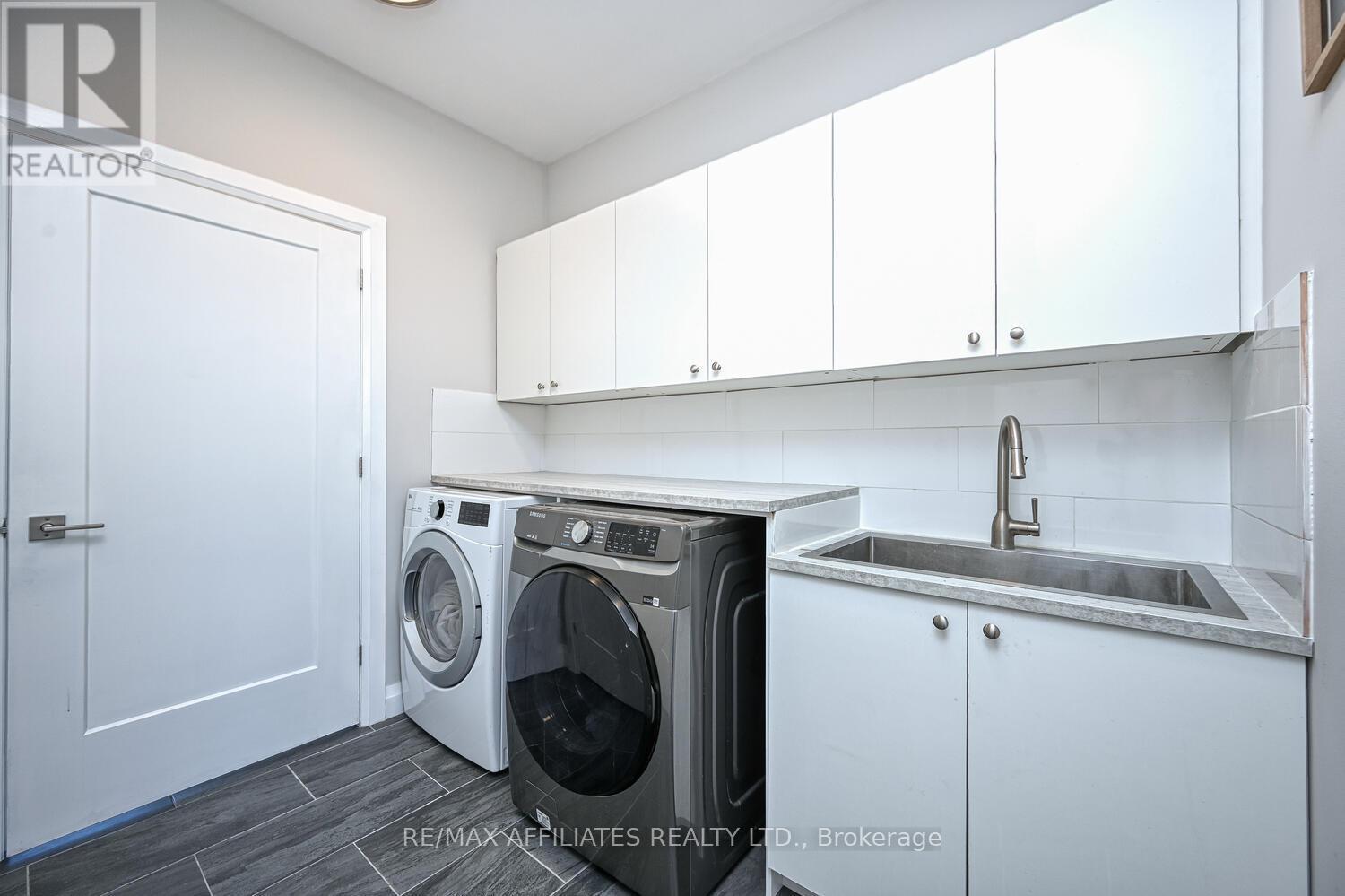 Photo 24 of 2064 Rosedale Road N, Montague ON