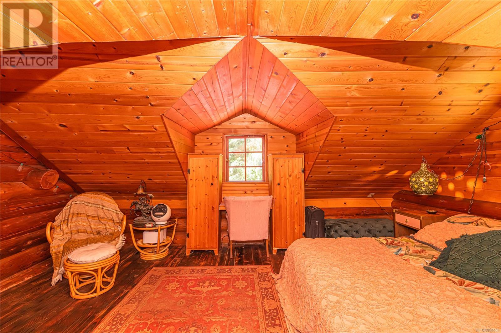 5970 Stoltze Rd, Duncan