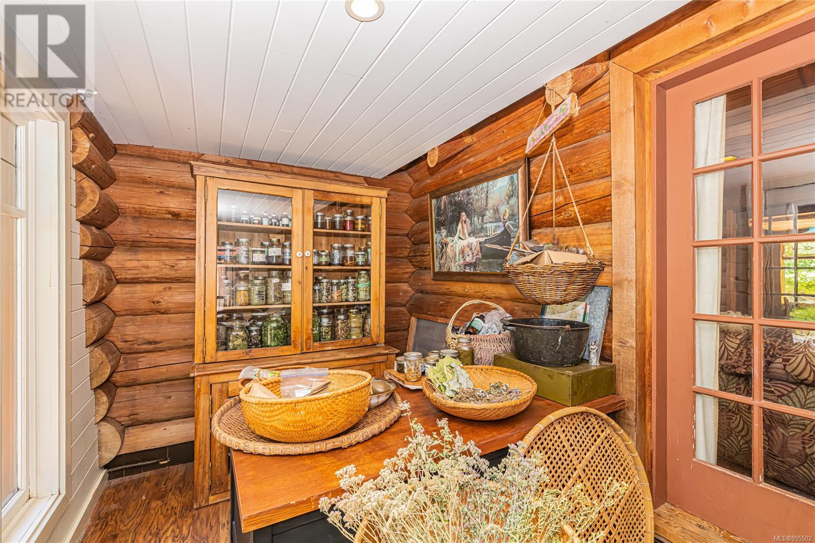 5970 Stoltze Rd, Duncan