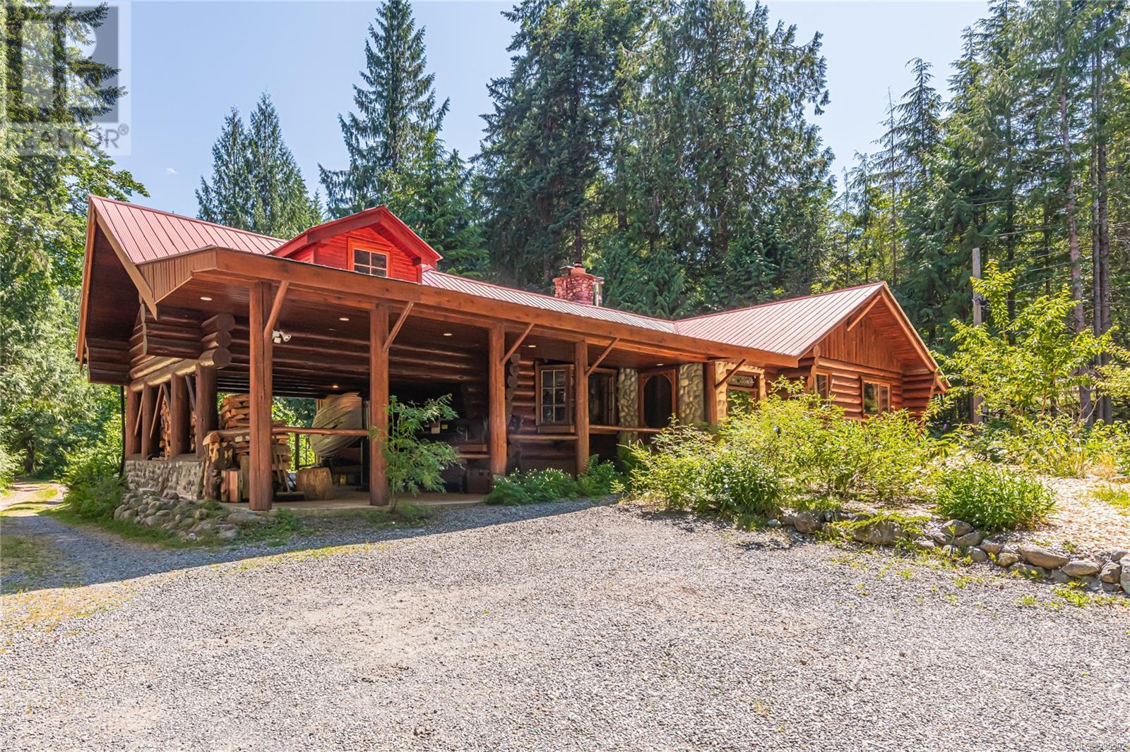 5970 Stoltze Rd, Duncan