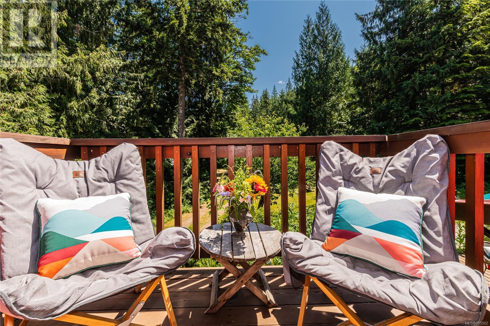 5970 Stoltze Rd, Duncan