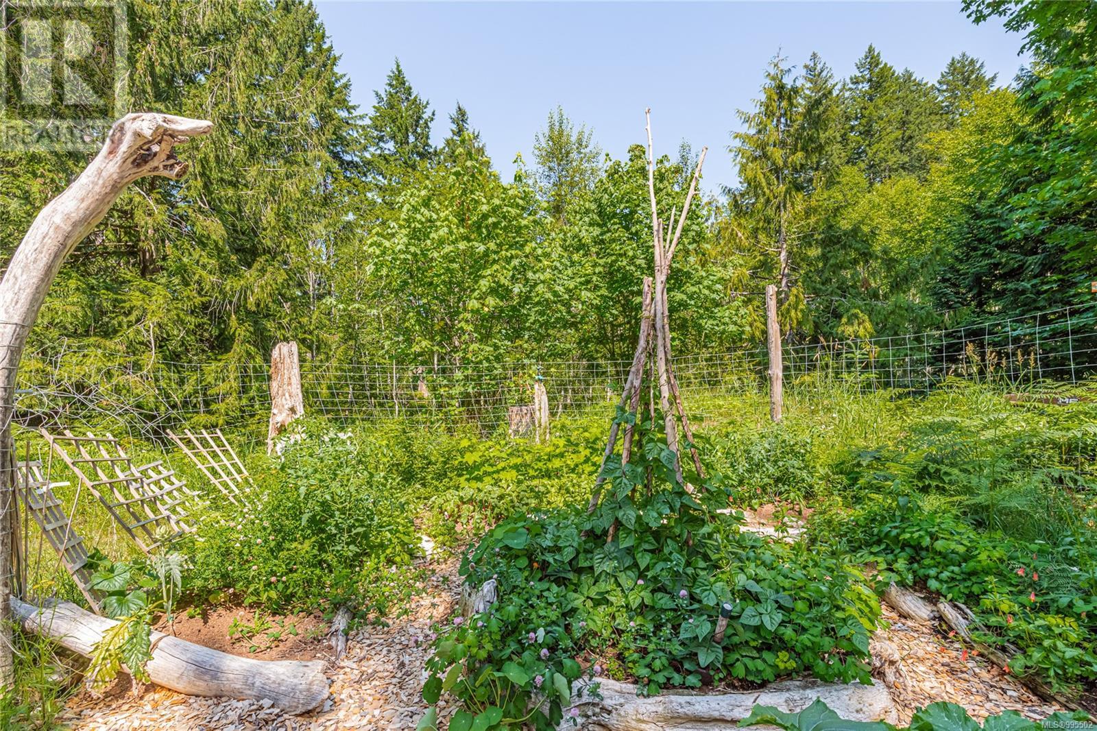 5970 Stoltze Rd, Duncan