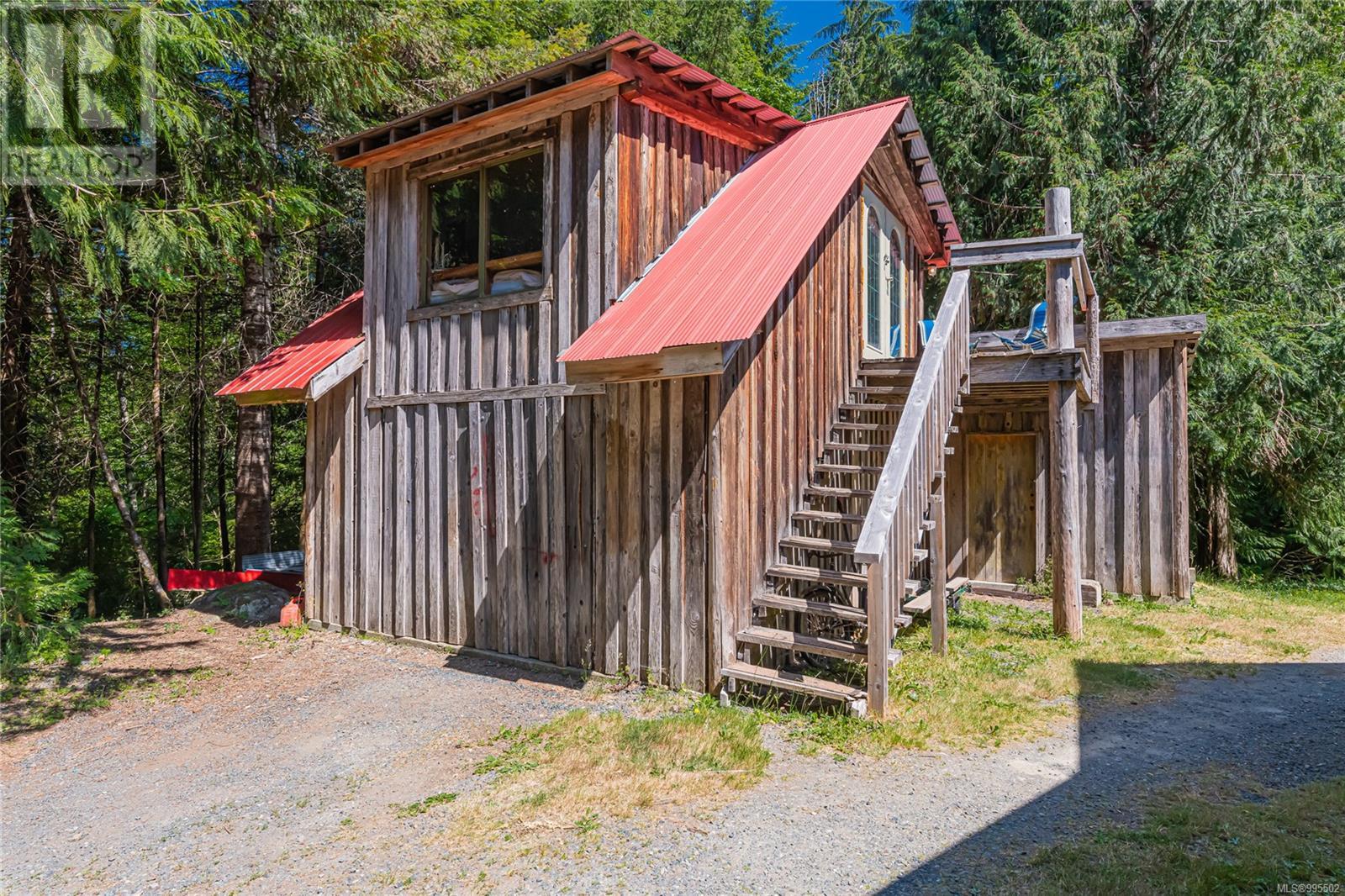 5970 Stoltze Rd, Duncan