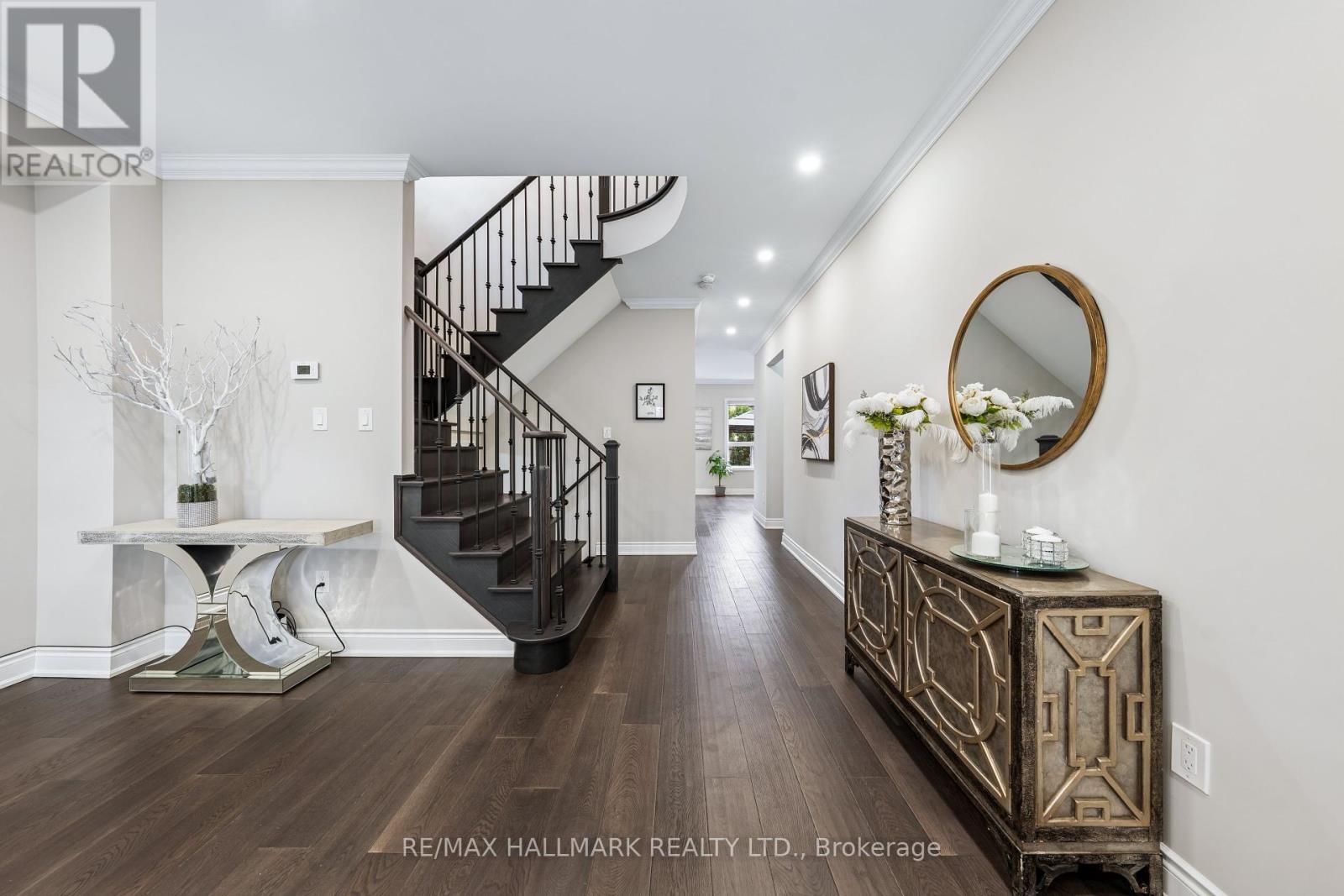 Single Family House for Sale in  VANGUARD ROAD Vaughan (Patterson) 