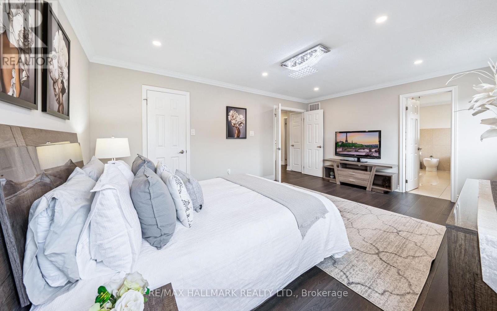 Single Family House for Sale in  VANGUARD ROAD Vaughan (Patterson) 