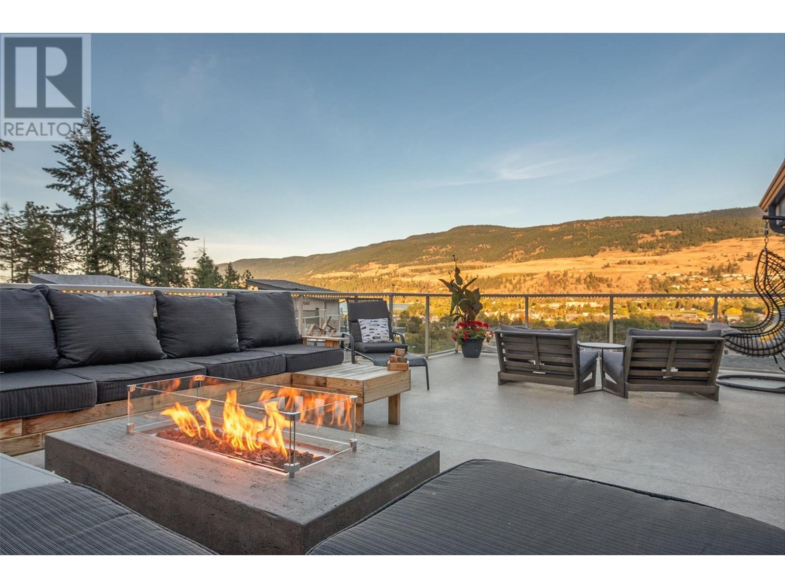 #13 2893 ROBINSON ROAD - Image 34
