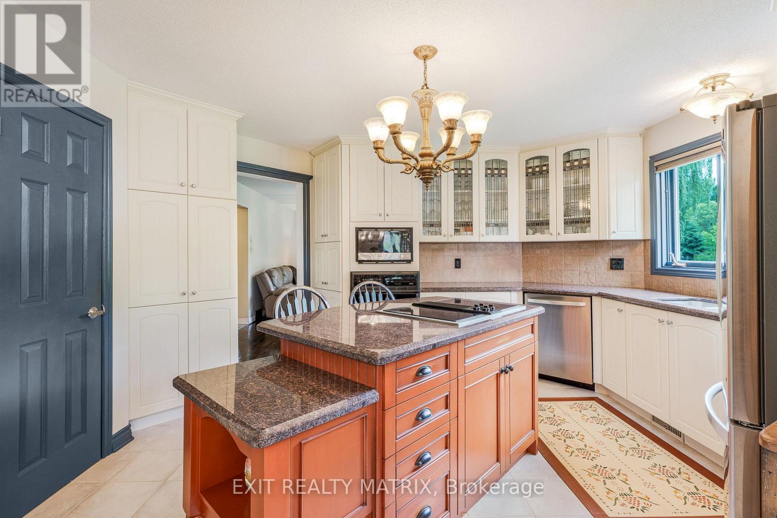 Photo 15 of 882 Du Castor Road, The Nation ON