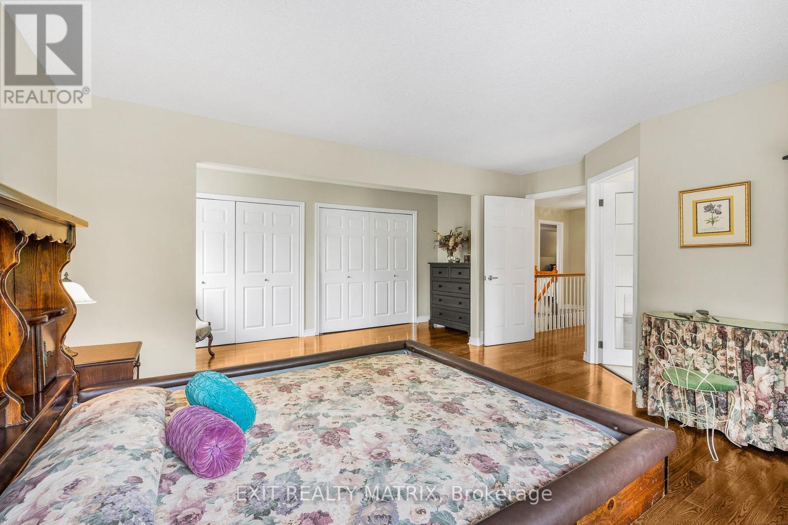 Photo 2 of 882 Du Castor Road, The Nation ON