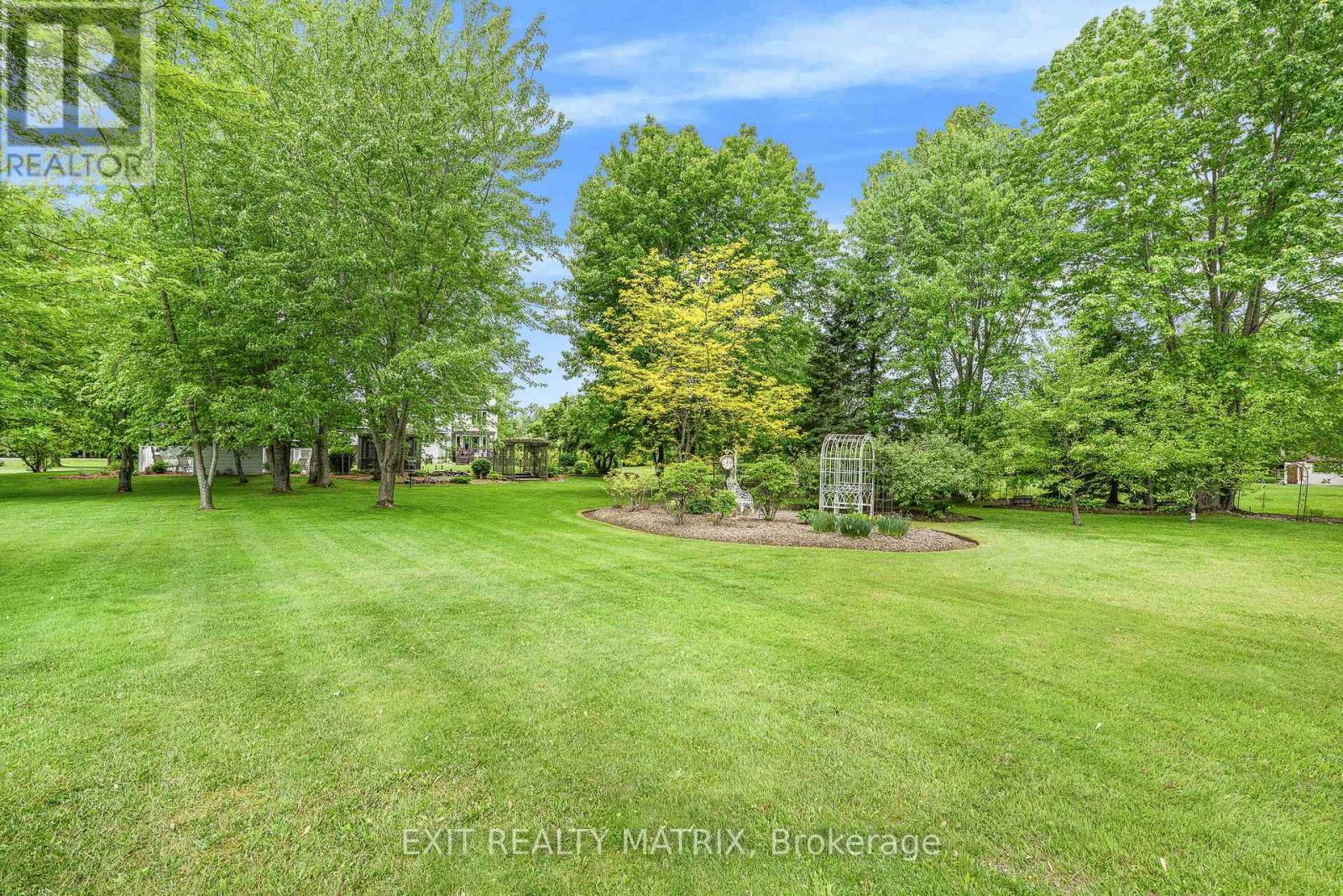 Photo 35 of 882 Du Castor Road, The Nation ON