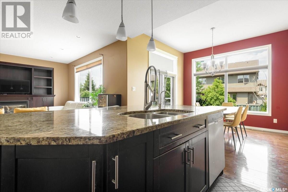 Single Family House 2 Level for Sale in  Lepine ROAD E Regina 