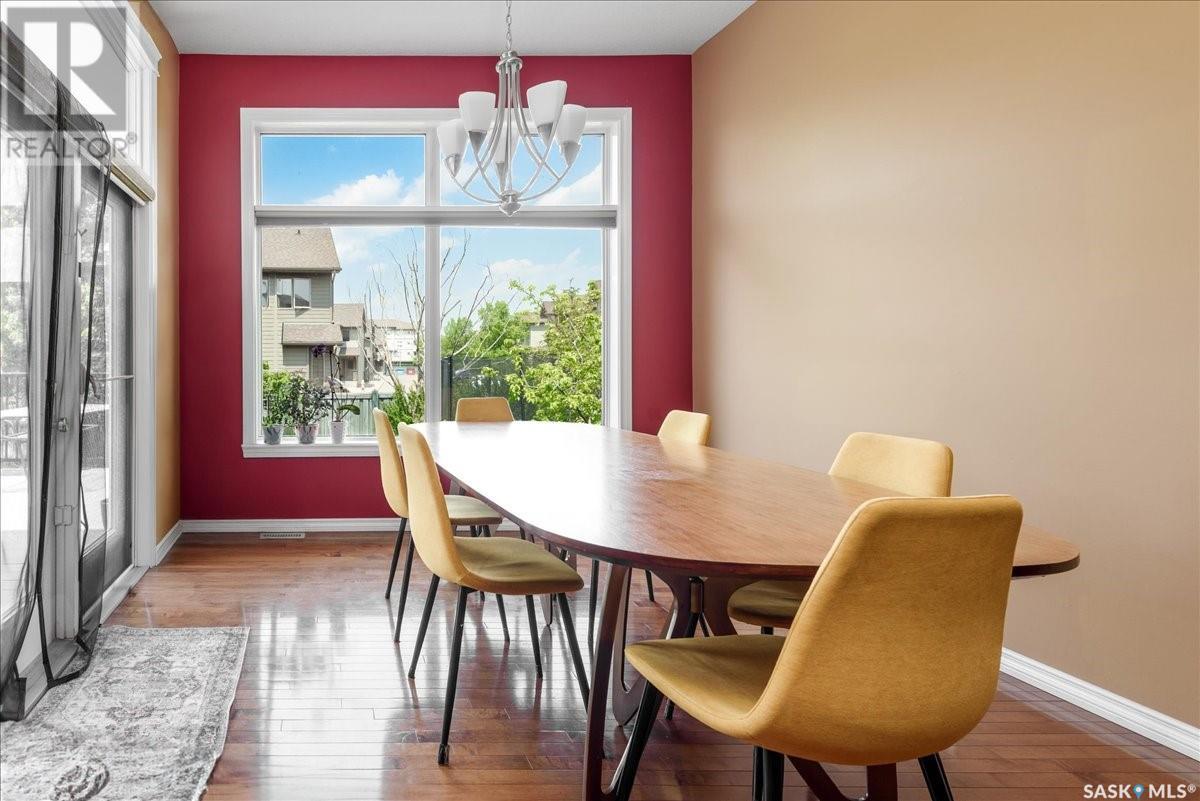 Single Family House 2 Level for Sale in  Lepine ROAD E Regina 