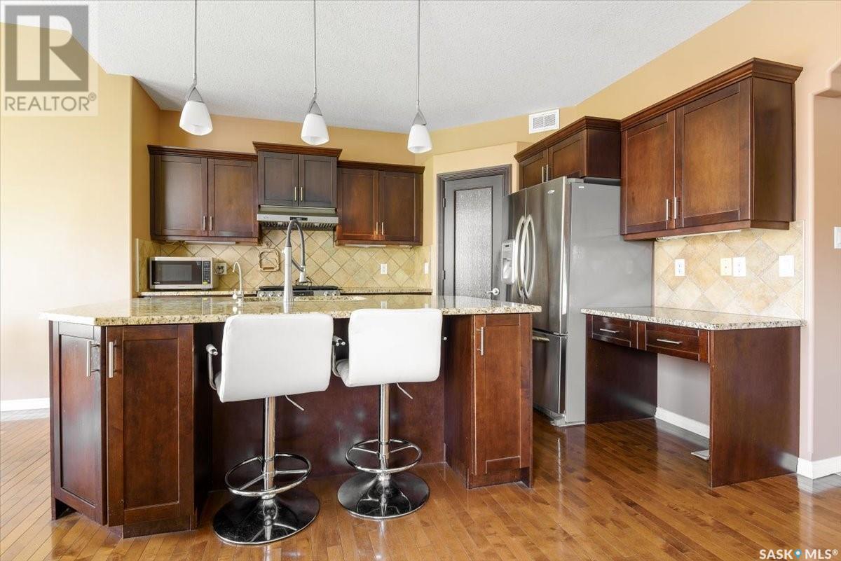 Single Family House 2 Level for Sale in  Lepine ROAD E Regina 