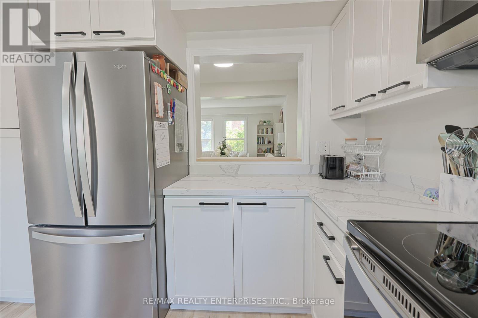 Photo 9 of 99 333 Meadows Boulevard, Mississauga ON