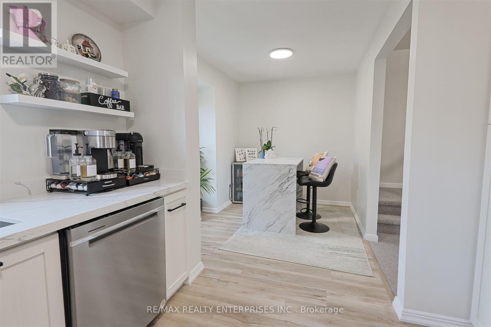 Photo 17 of 99 333 Meadows Boulevard, Mississauga ON