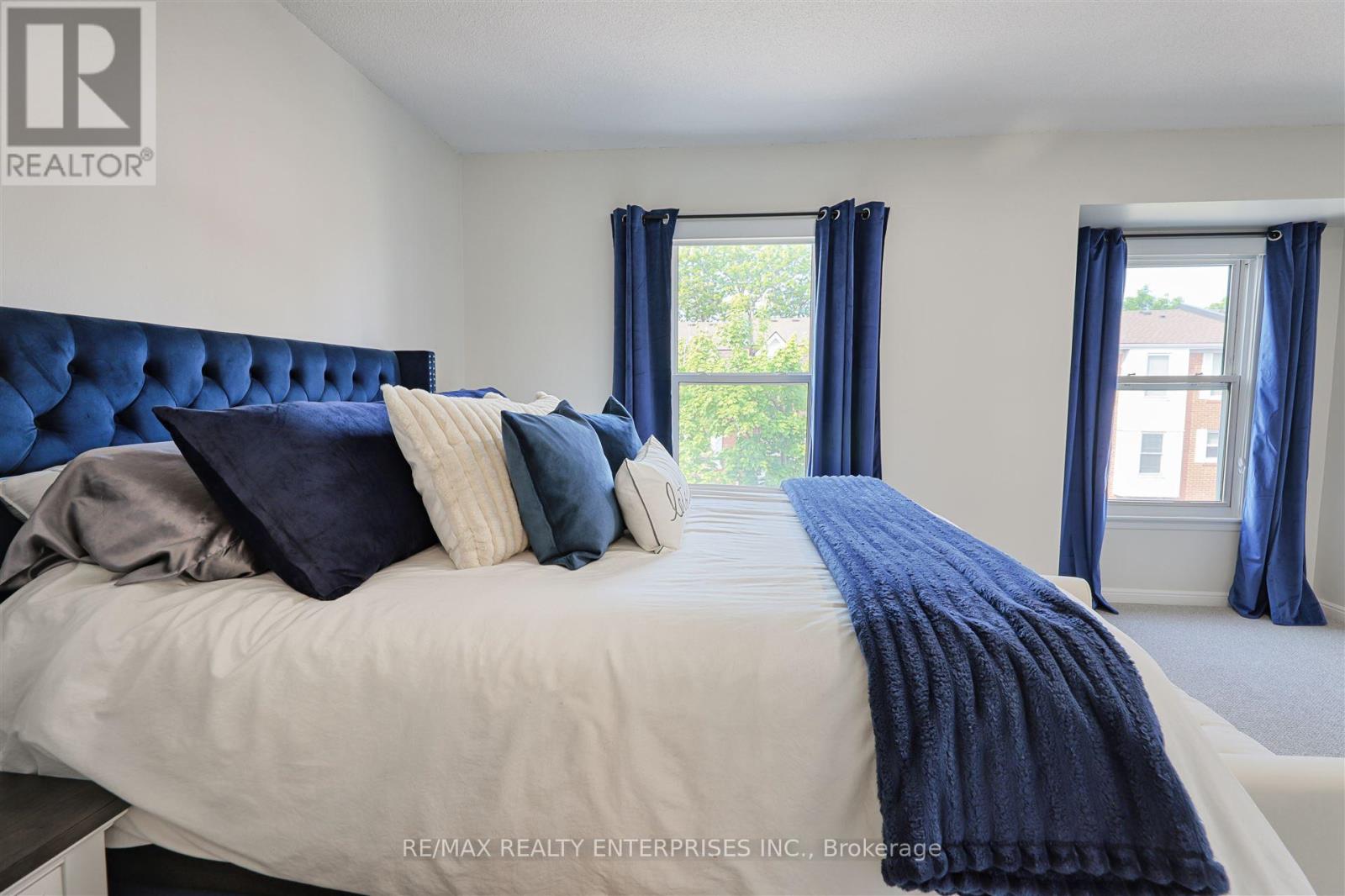 Photo 16 of 99 333 Meadows Boulevard, Mississauga ON