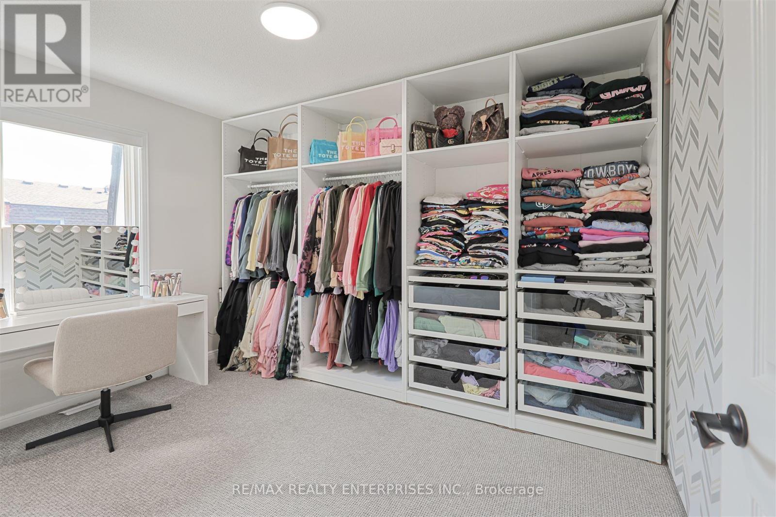 Photo 7 of 99 333 Meadows Boulevard, Mississauga ON
