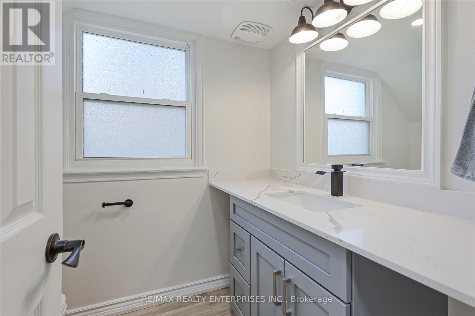 Photo 27 of 99 333 Meadows Boulevard, Mississauga ON
