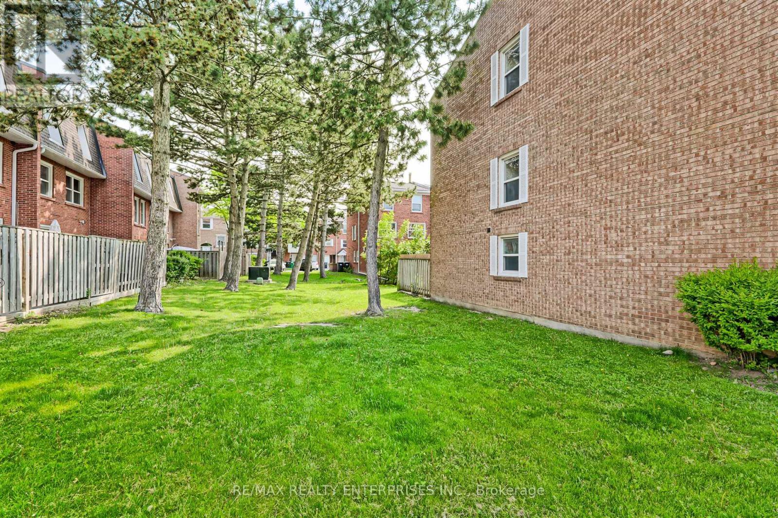 Photo 28 of 99 333 Meadows Boulevard, Mississauga ON