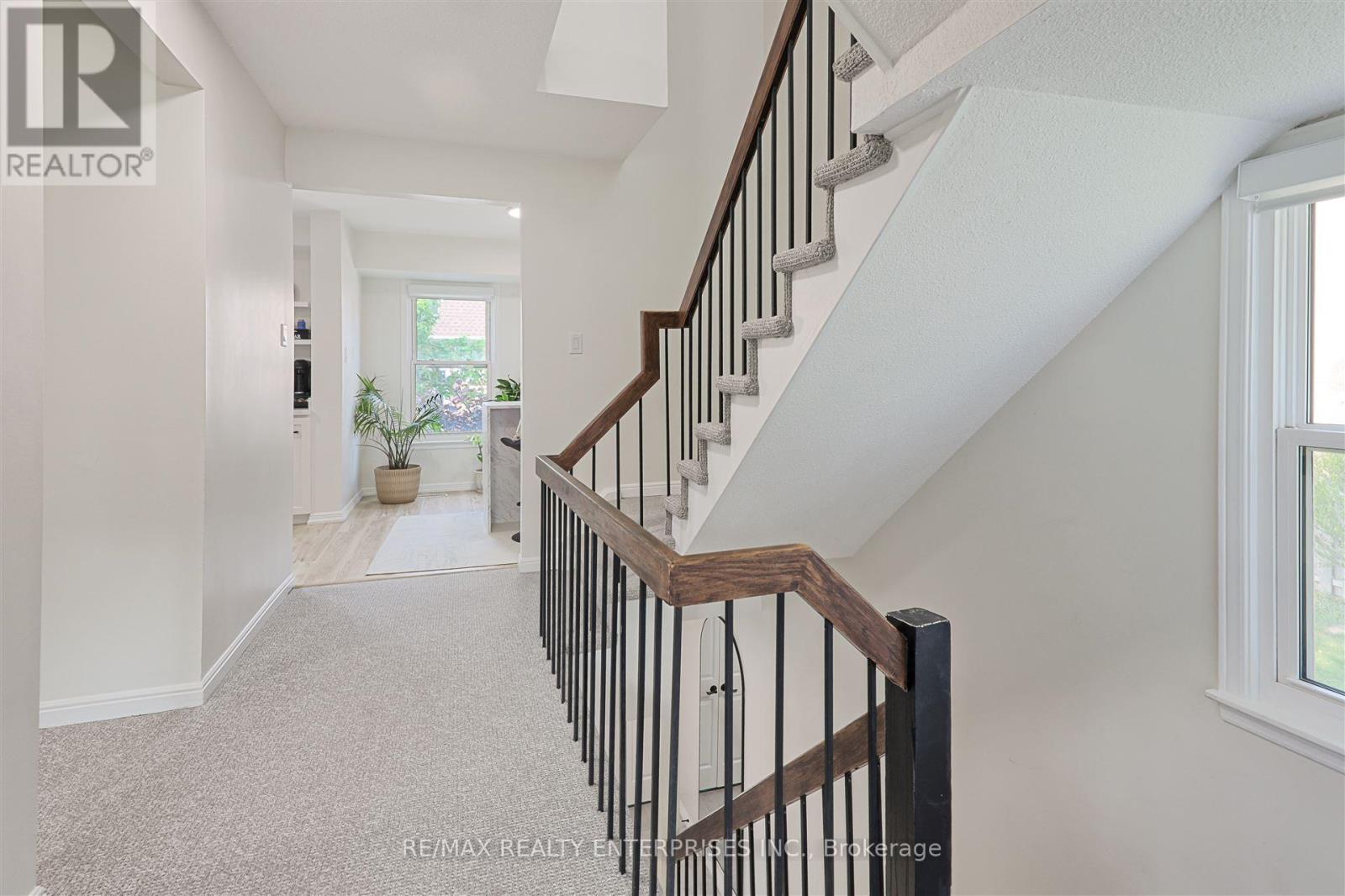 Photo 4 of 99 333 Meadows Boulevard, Mississauga ON