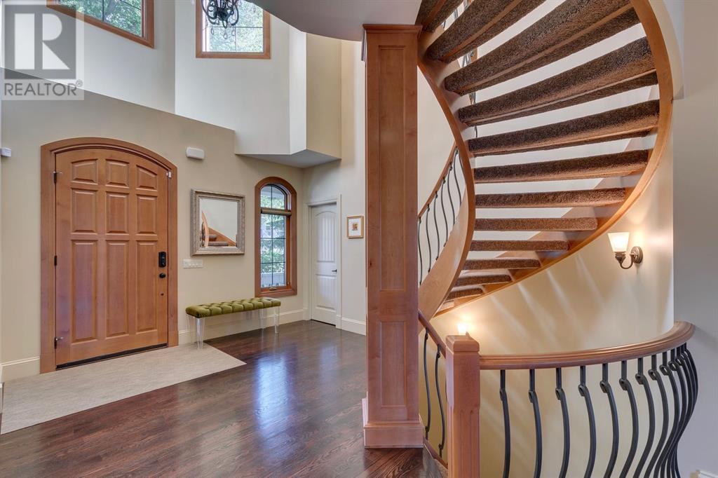 Single Family House for Sale in   Avenue NW West Hillhurst Calgary 
