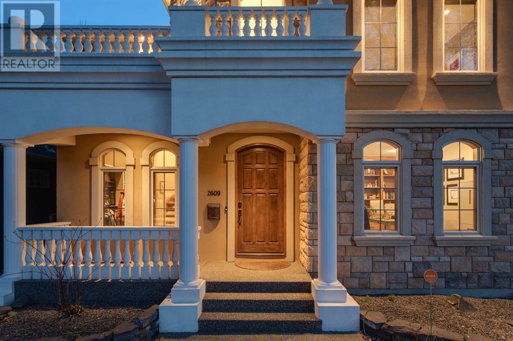 Single Family House for Sale in   Avenue NW West Hillhurst Calgary 