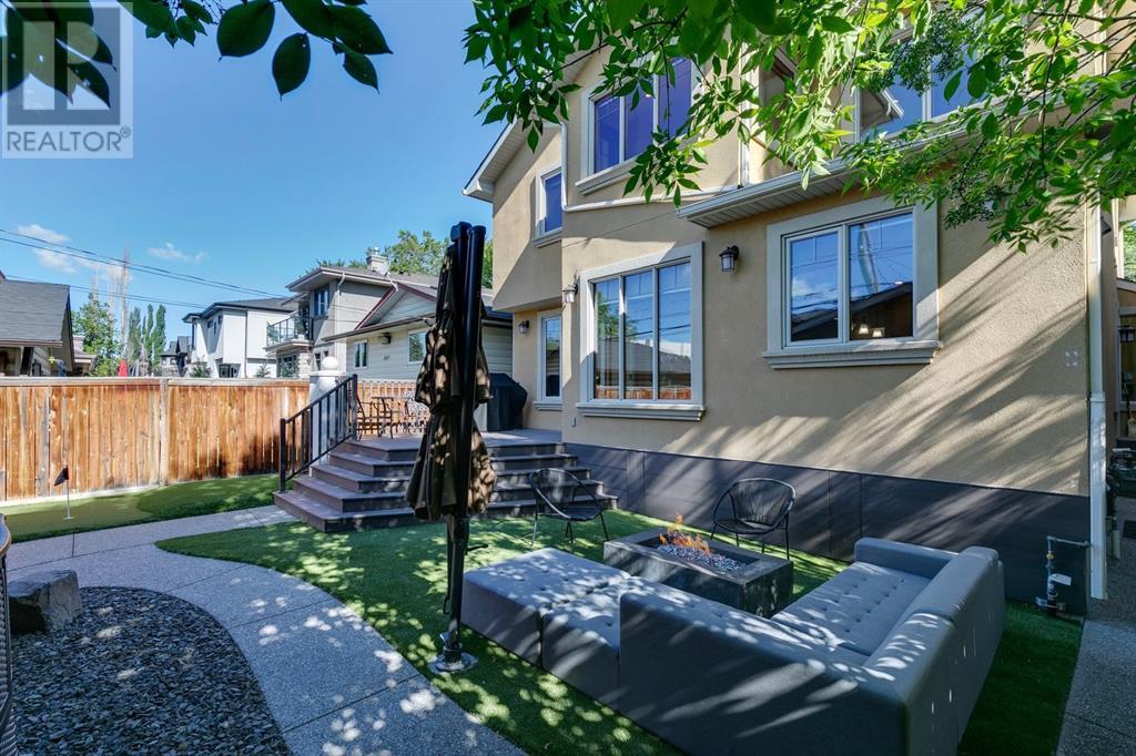 Single Family House for Sale in   Avenue NW West Hillhurst Calgary 