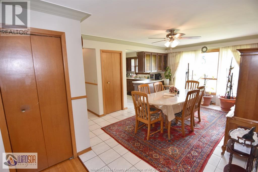 Photo 10 of 1464 Roxborough, Windsor ON