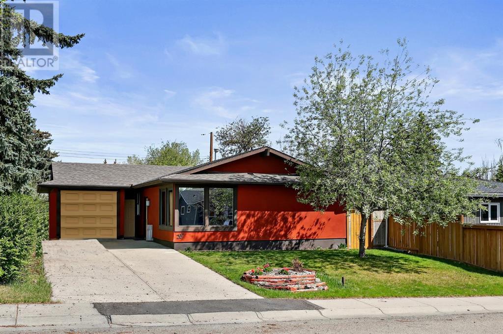 207 Lake Ontario Place SE, Calgary, Alberta