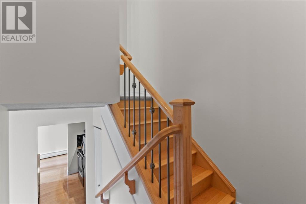 Single Family House Multi-level for Sale in    Avenue SW Beltline Calgary 