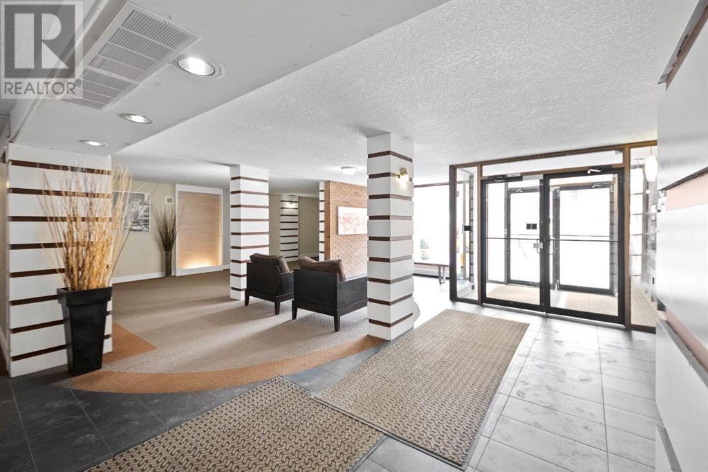 Single Family House Multi-level for Sale in    Avenue SW Beltline Calgary 