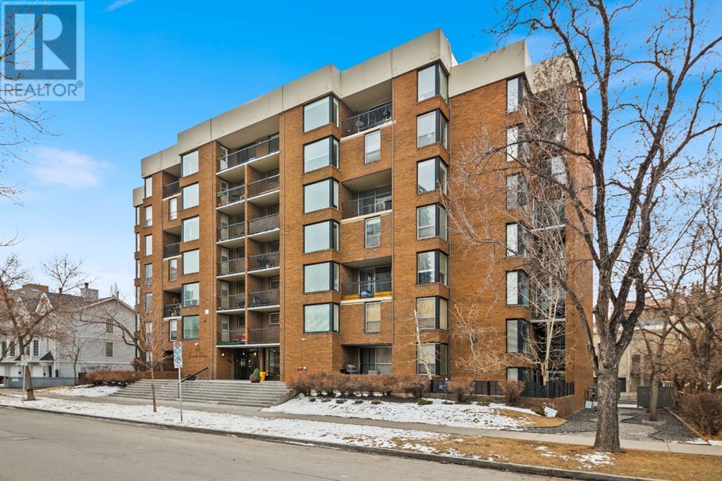 Single Family House Multi-level for Sale in    Avenue SW Beltline Calgary 