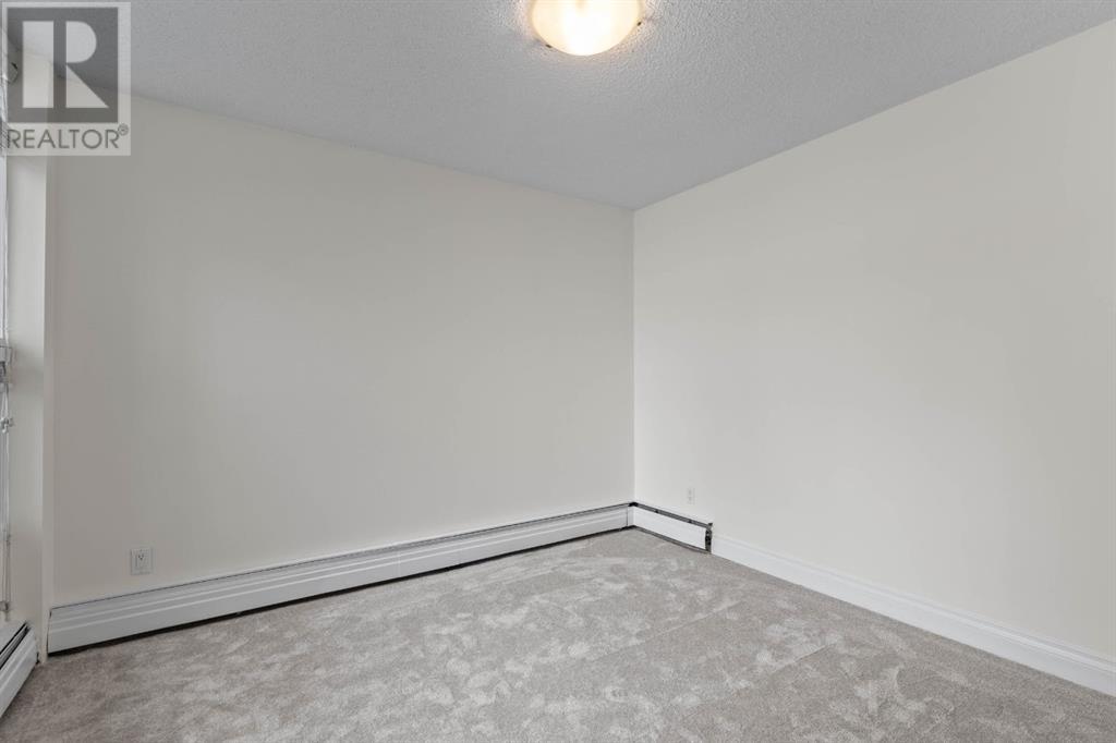 Single Family House Multi-level for Sale in    Avenue SW Beltline Calgary 