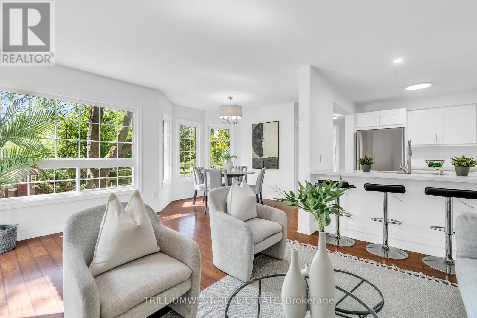Photo 14 of 35 105 Pinnacle Drive, Kitchener ON