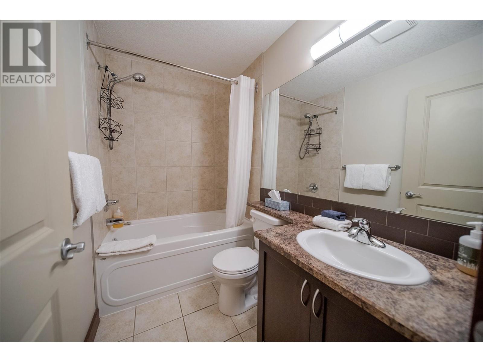 Photo 6 of 1500 Mcdonald Avenue Unit 221, Fernie BC