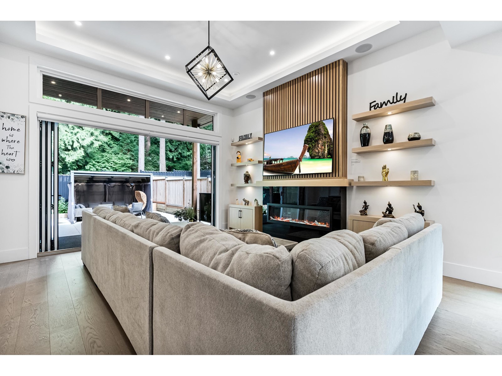 Photo 6 of 5673 Fairlight Crescent, Delta BC