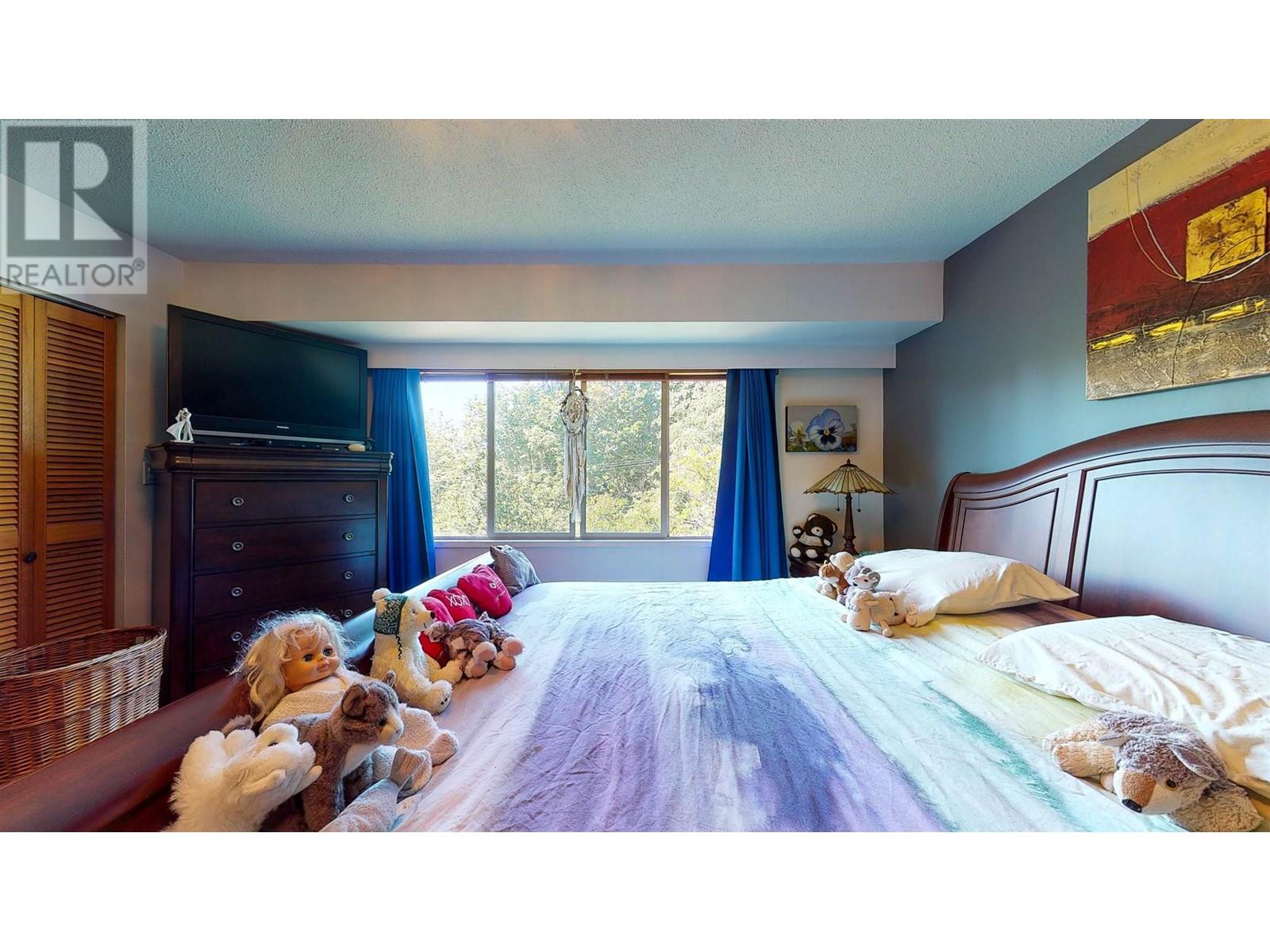 4222 IRVINES LANDING ROAD, Garden Bay
