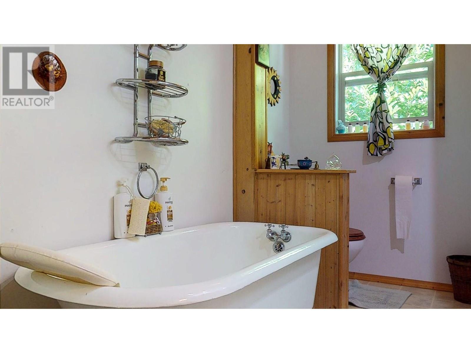 4222 IRVINES LANDING ROAD, Garden Bay