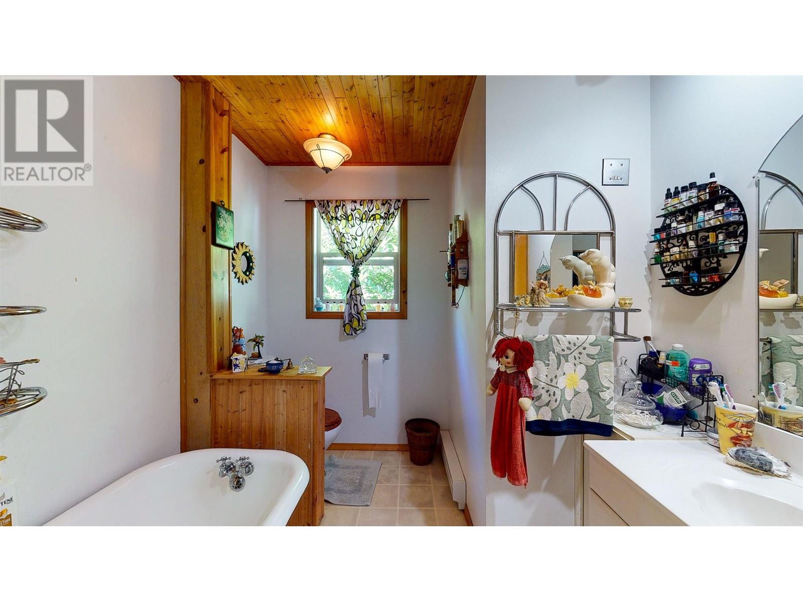 4222 IRVINES LANDING ROAD, Garden Bay
