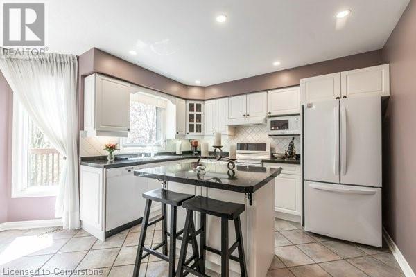 Photo 15 of 2099 Blacksmith Lane, Oakville ON