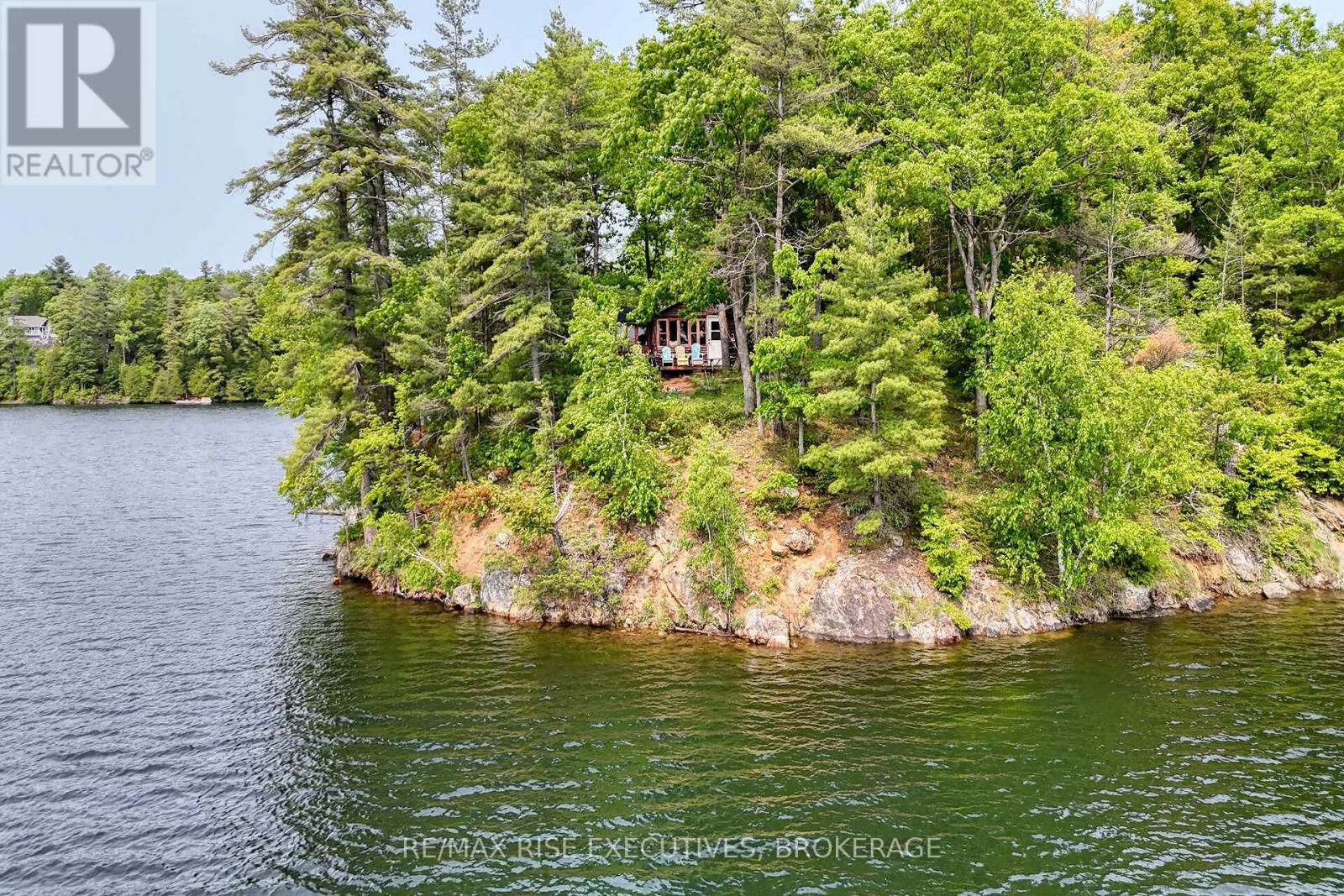 Photo 7 of 252 Dean Island Road, Rideau Lakes ON