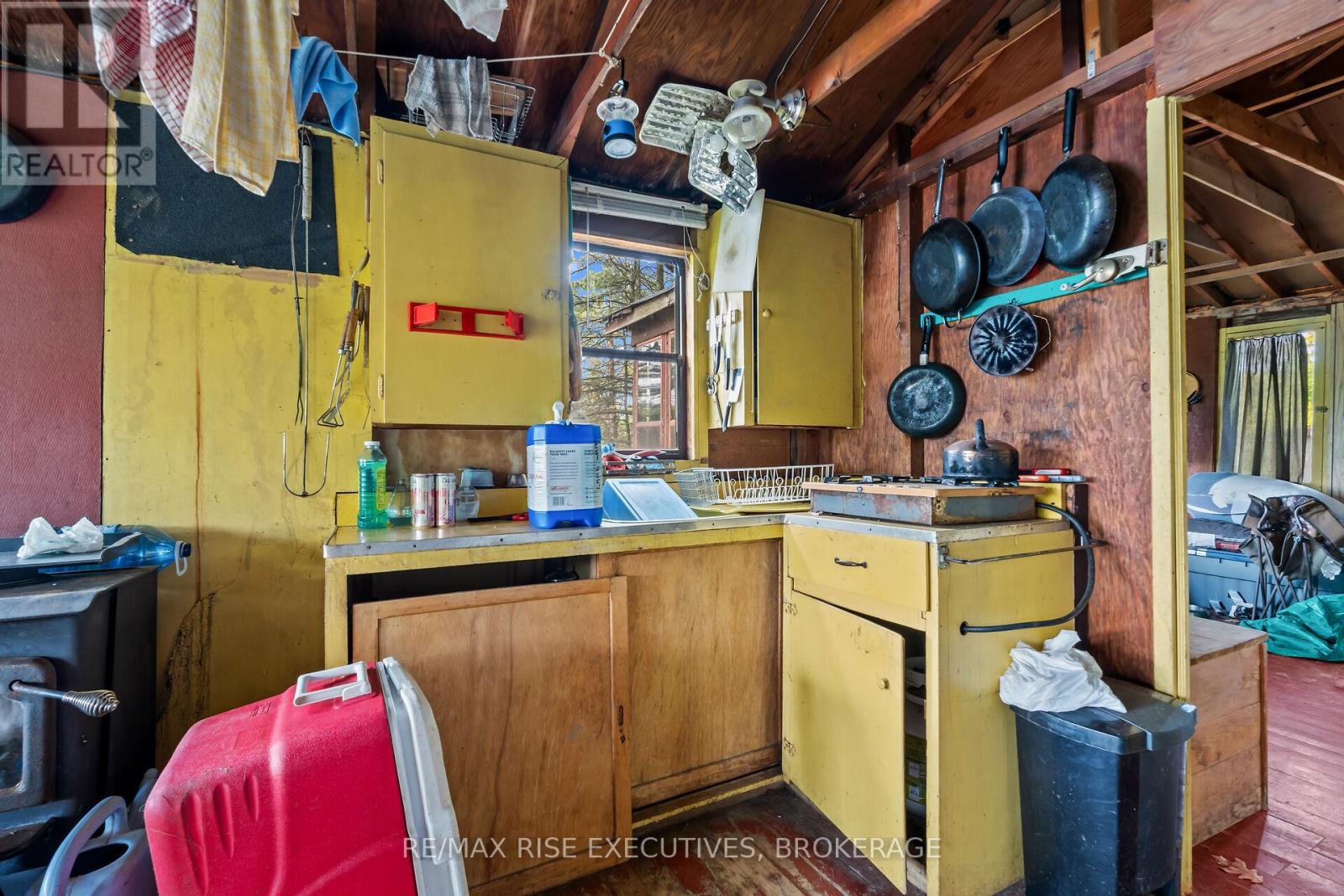 Photo 27 of 252 Dean Island Road, Rideau Lakes ON