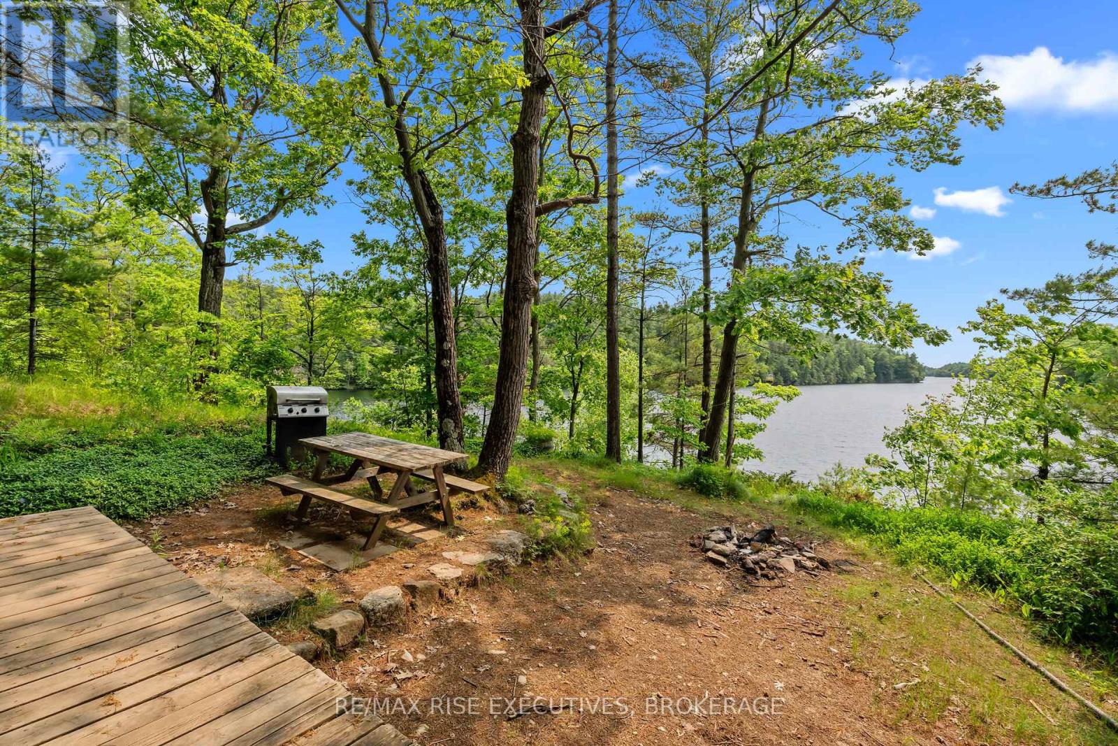 Photo 18 of 252 Dean Island Road, Rideau Lakes ON