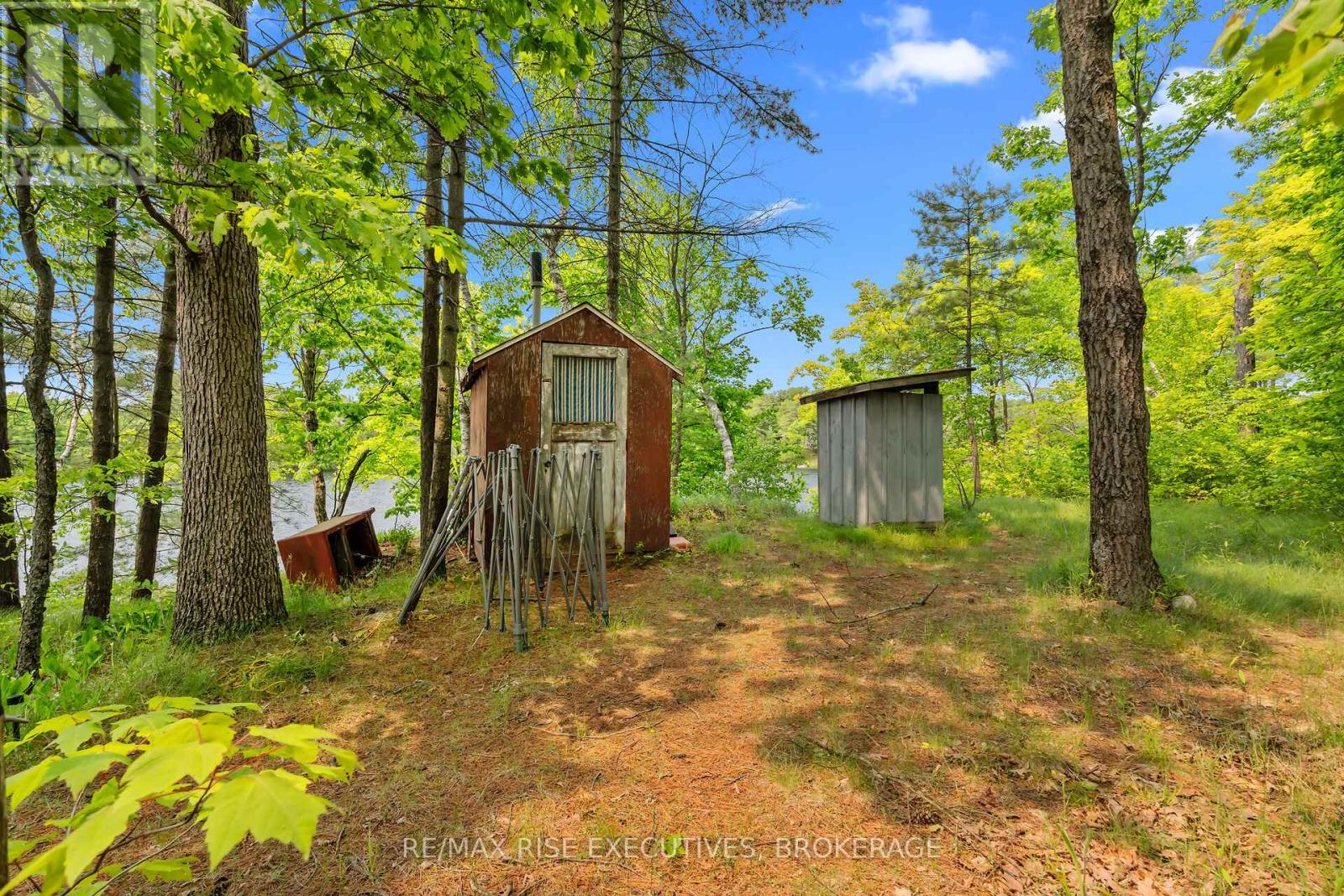 Photo 43 of 252 Dean Island Road, Rideau Lakes ON