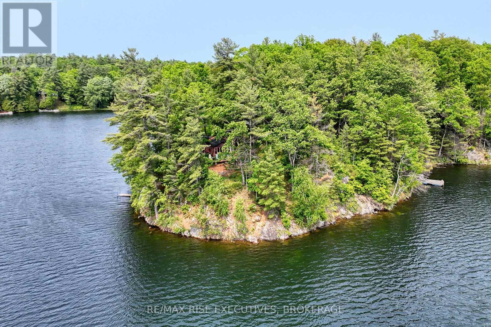 Photo 38 of 252 Dean Island Road, Rideau Lakes ON