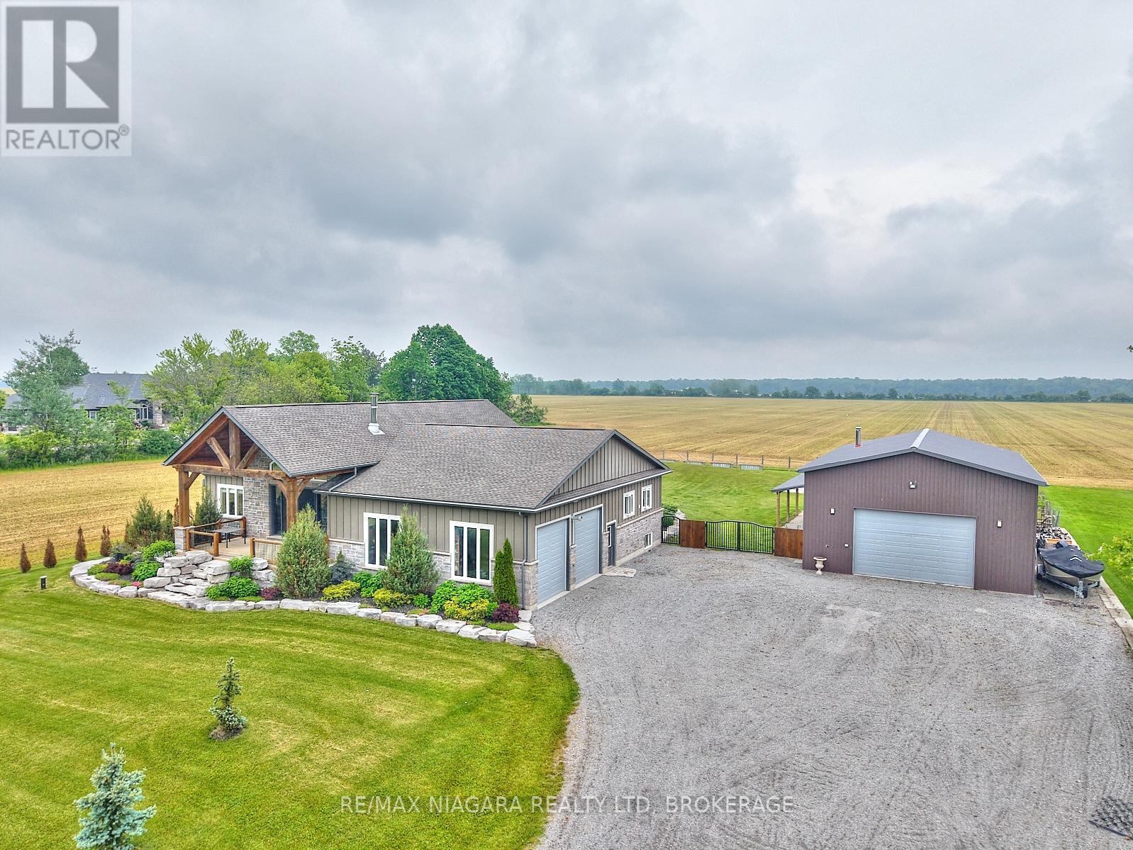 Photo 2 of 2391 Miller Road, Port Colborne ON