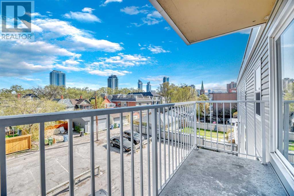 Single Family House for Sale in    Avenue SW Sunalta Calgary 