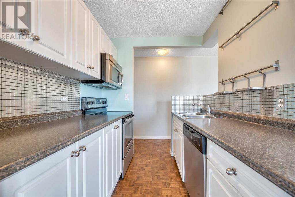 Single Family House for Sale in    Avenue SW Sunalta Calgary 